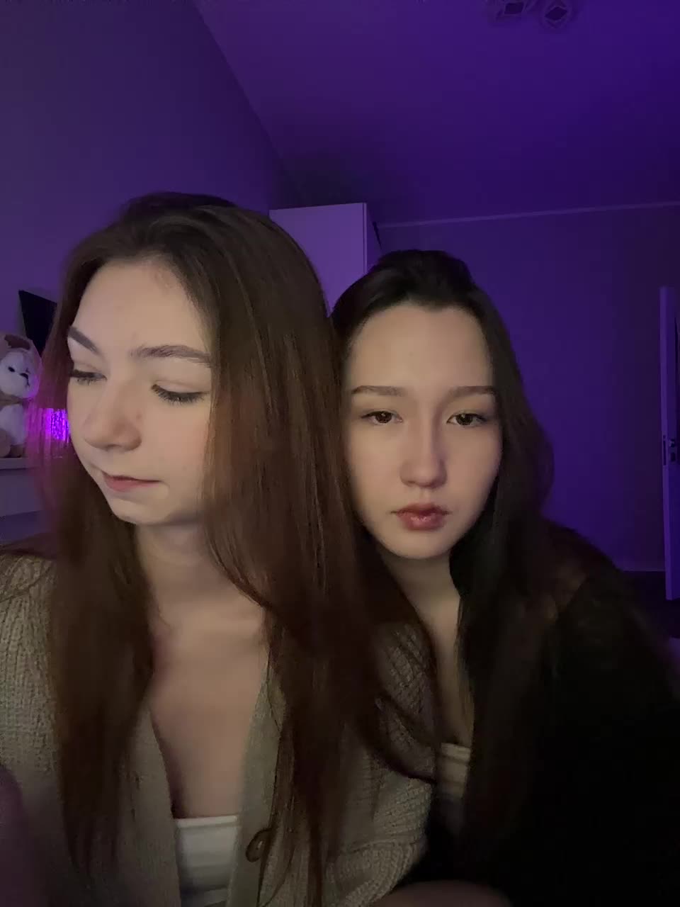 View or download file crazyaleona on 2024-11-17 from bongacams