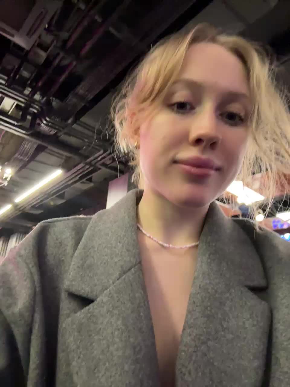 View or download file likachkaa on 2024-11-17 from bongacams