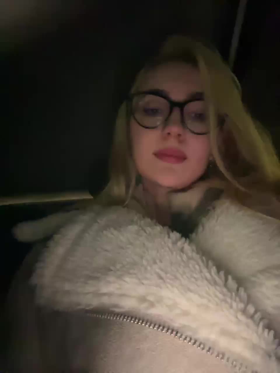 View or download file _lana_chester_ on 2024-11-18 from bongacams