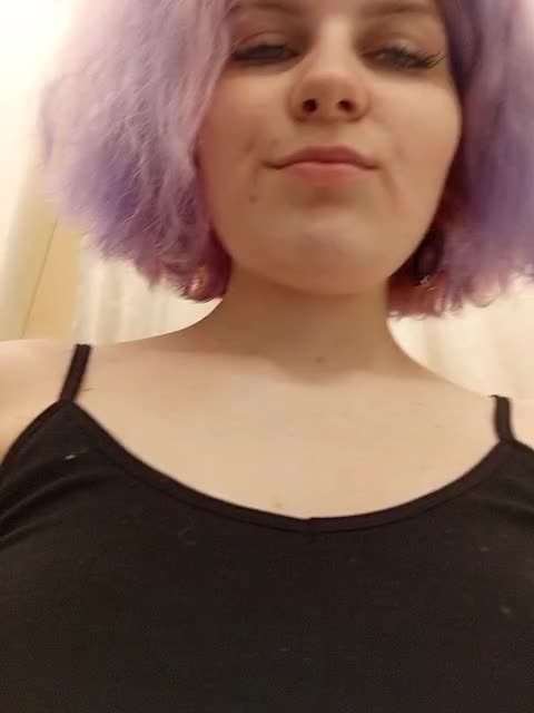 View or download file marie_outdoor on 2024-11-18 from bongacams