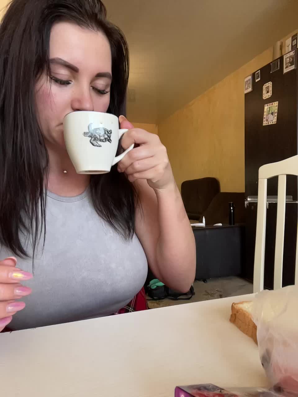 View or download file sladenkievmeste on 2024-11-18 from bongacams