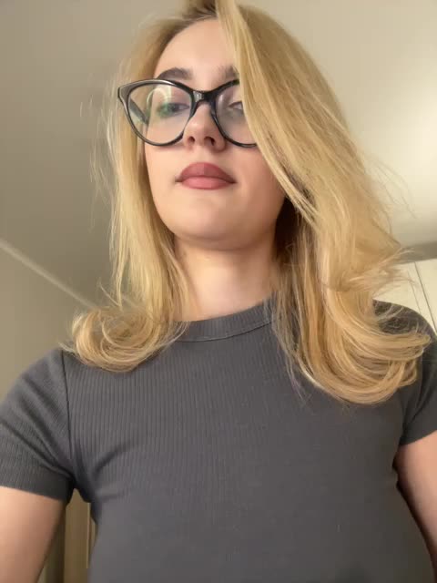 View or download file _lana_chester_ on 2024-11-19 from bongacams