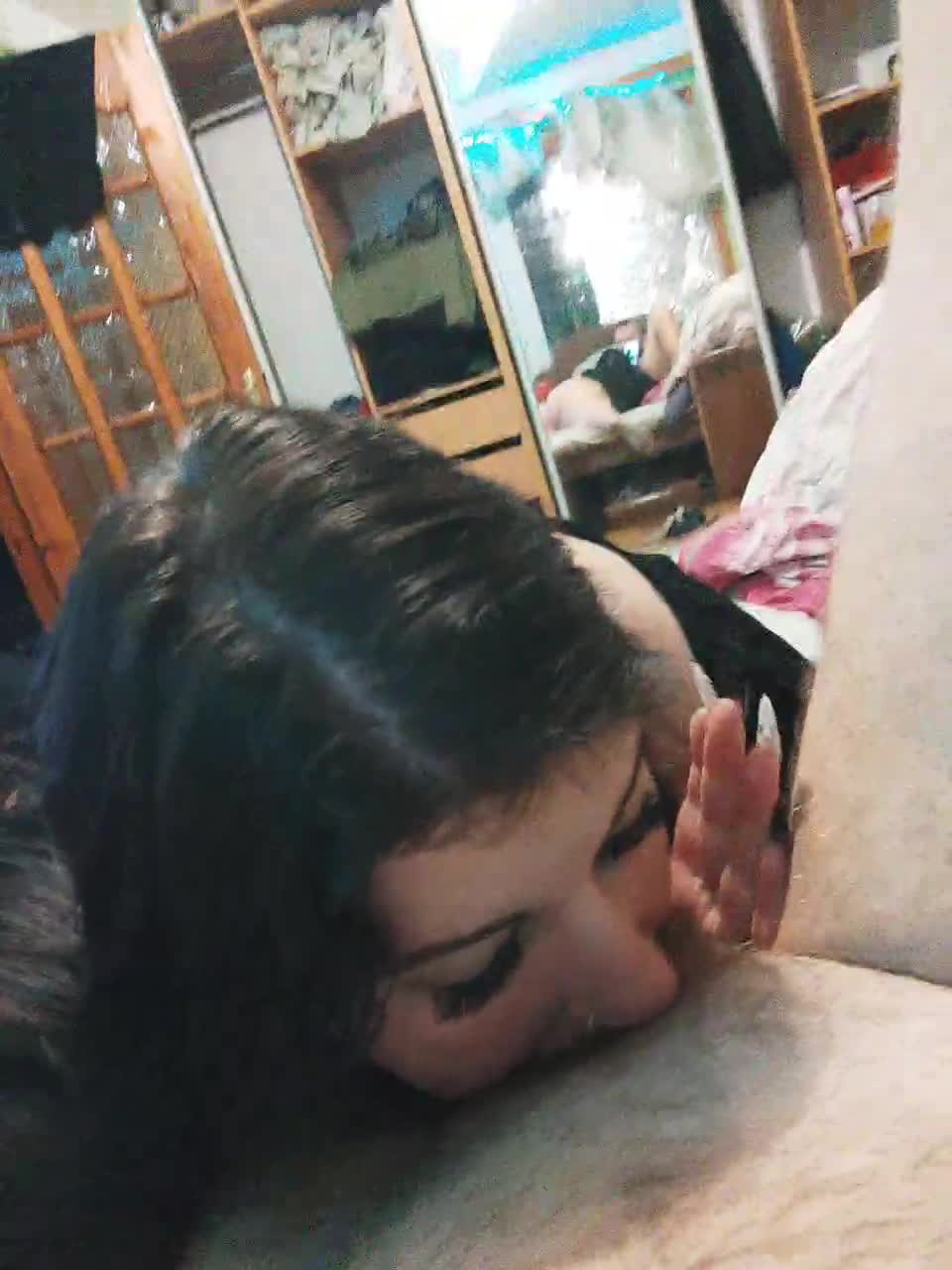 View or download file bella2006 on 2024-11-19 from bongacams