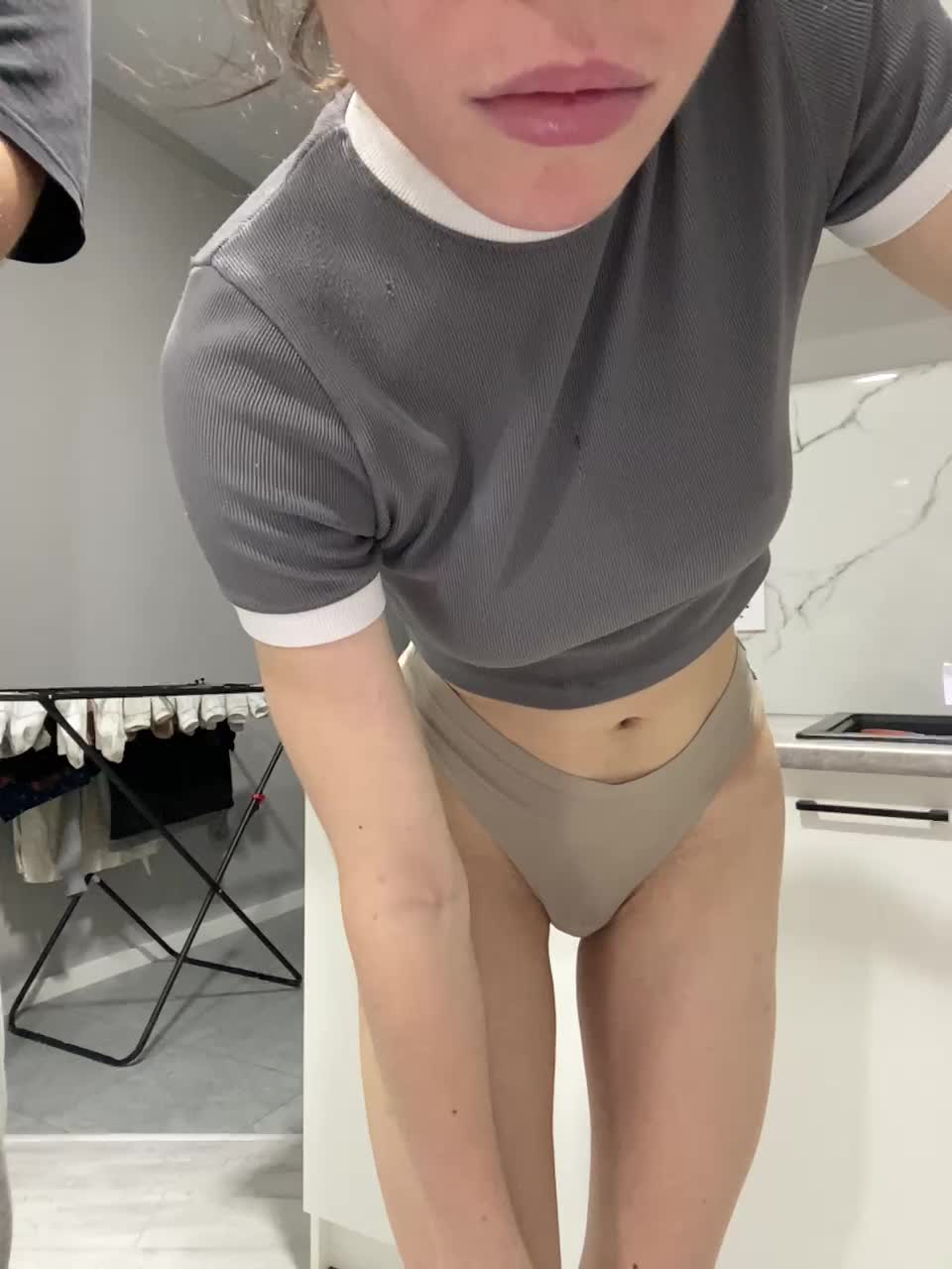 View or download file gummy_bears on 2024-11-19 from bongacams