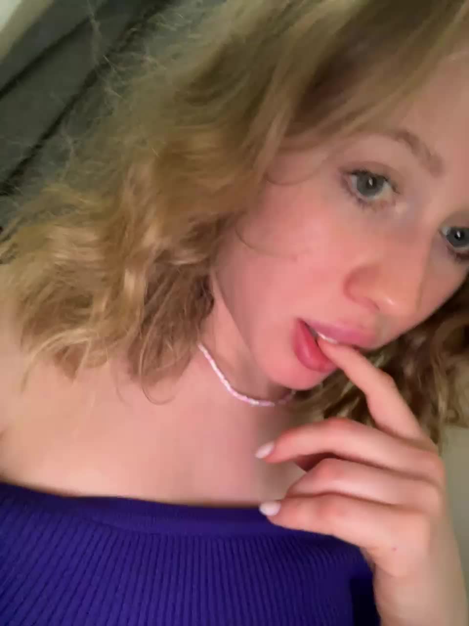 View or download file likachkaa on 2024-11-19 from bongacams