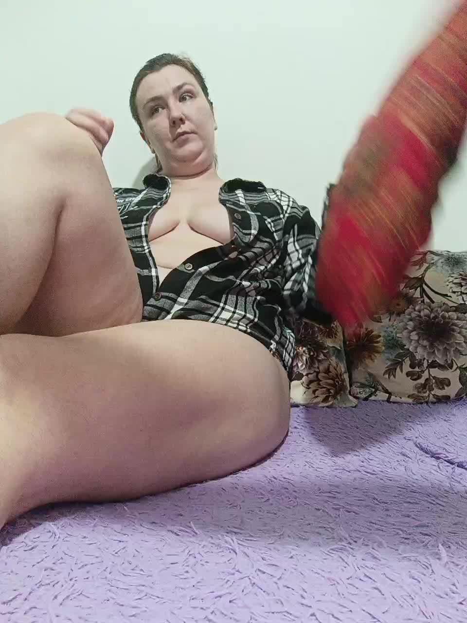 View or download file grey_family on 2024-11-20 from bongacams