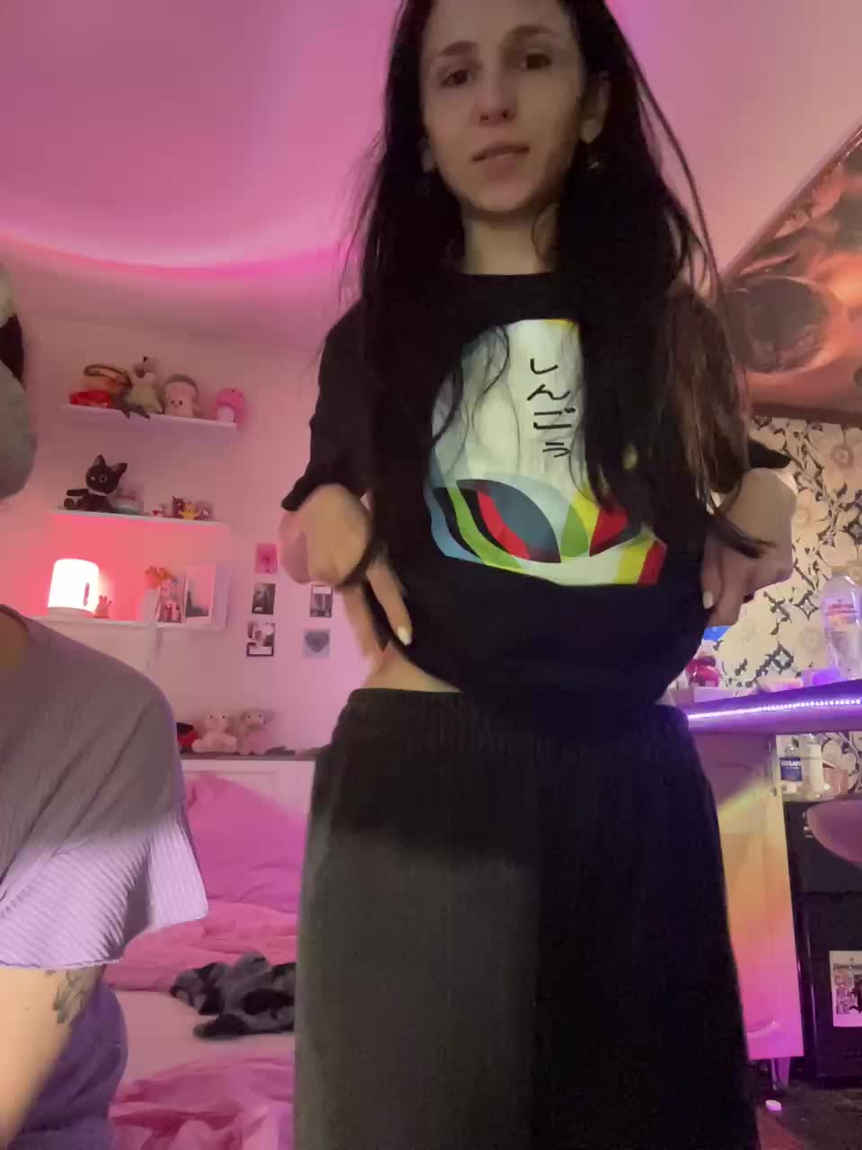 View or download file pizda_drozda on 2024-11-20 from bongacams