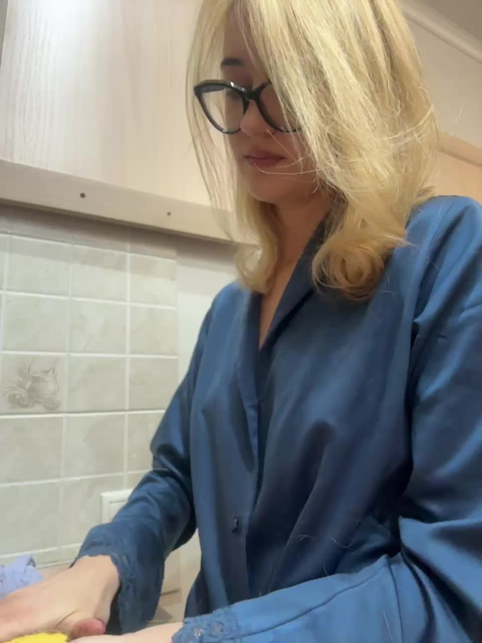 View or download file _lana_chester_ on 2024-11-21 from bongacams