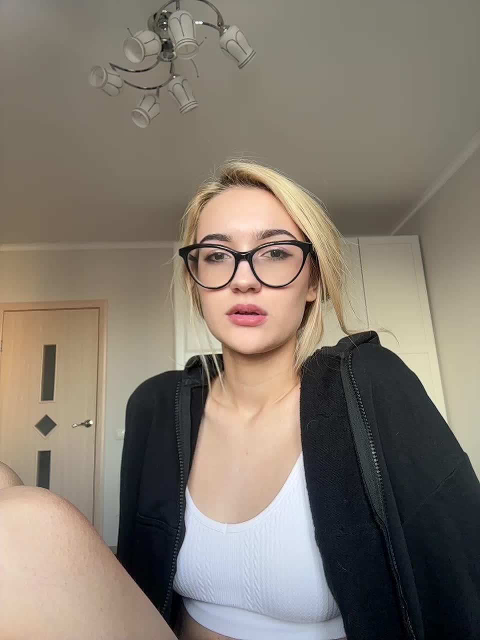 View or download file _lana_chester_ on 2024-11-22 from bongacams