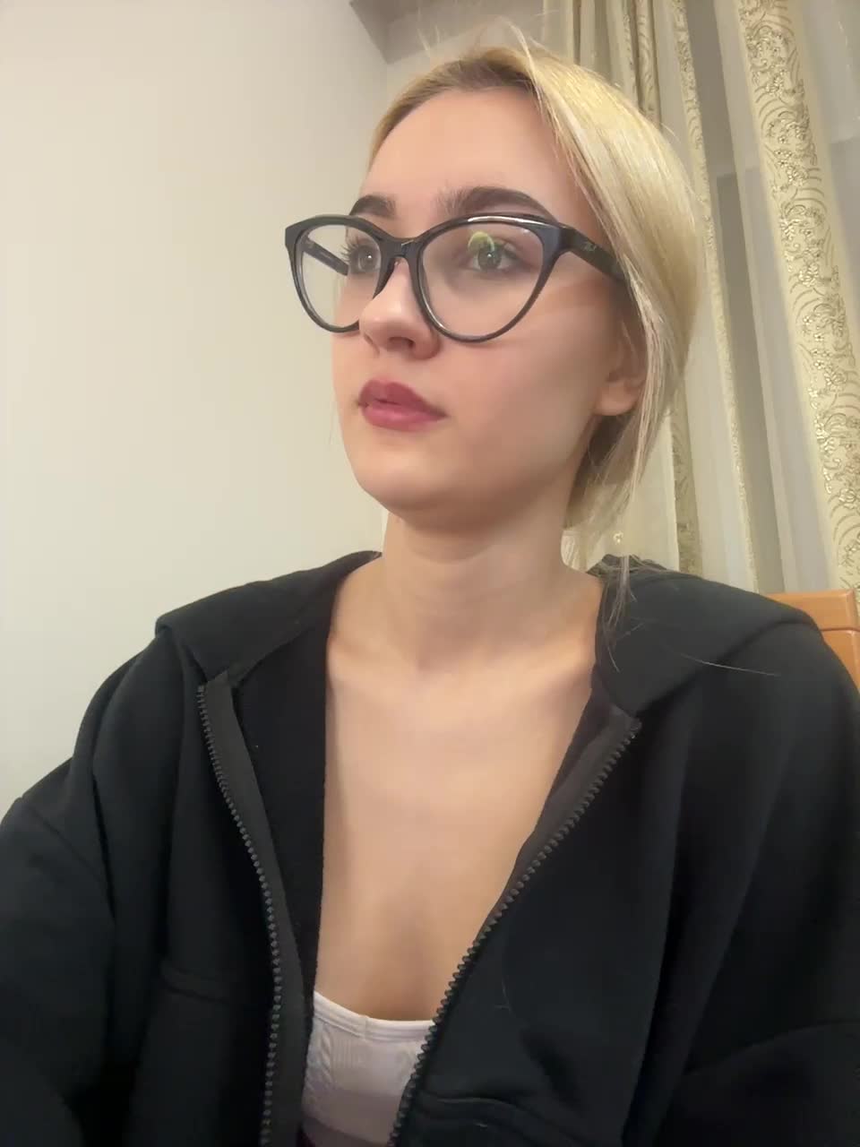 View or download file _lana_chester_ on 2024-11-22 from bongacams