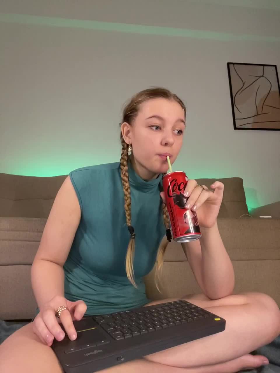 View or download file jucielussie on 2024-11-22 from bongacams