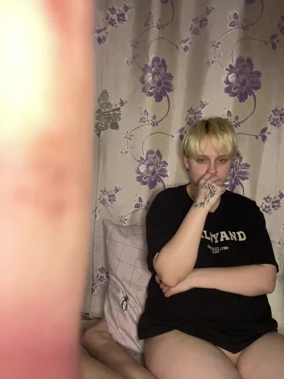 View or download file kittycolorfull on 2024-11-22 from bongacams