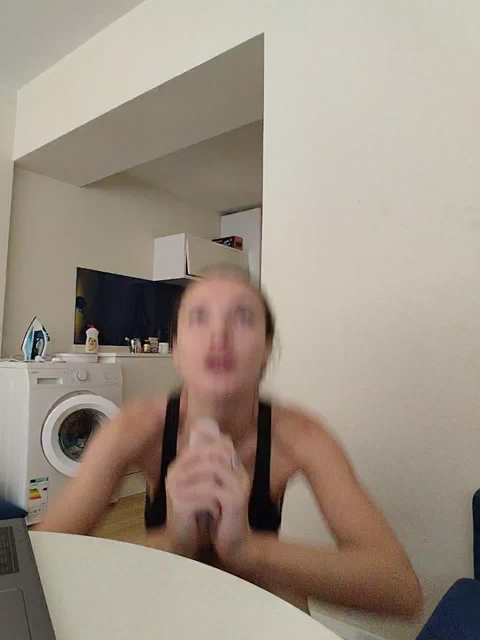 View or download file lola3000 on 2024-11-22 from bongacams