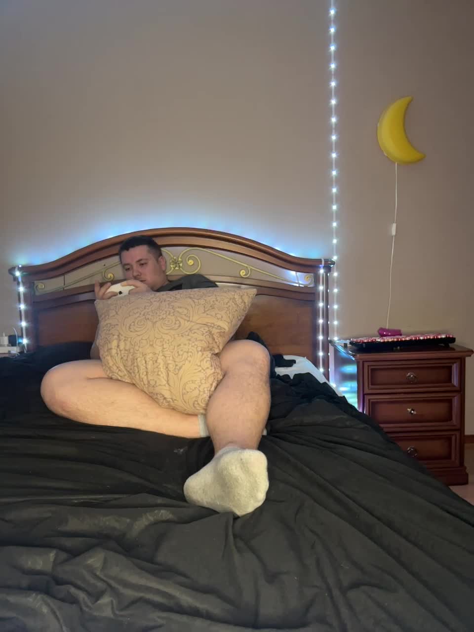 View or download file milana12071 on 2024-11-22 from bongacams