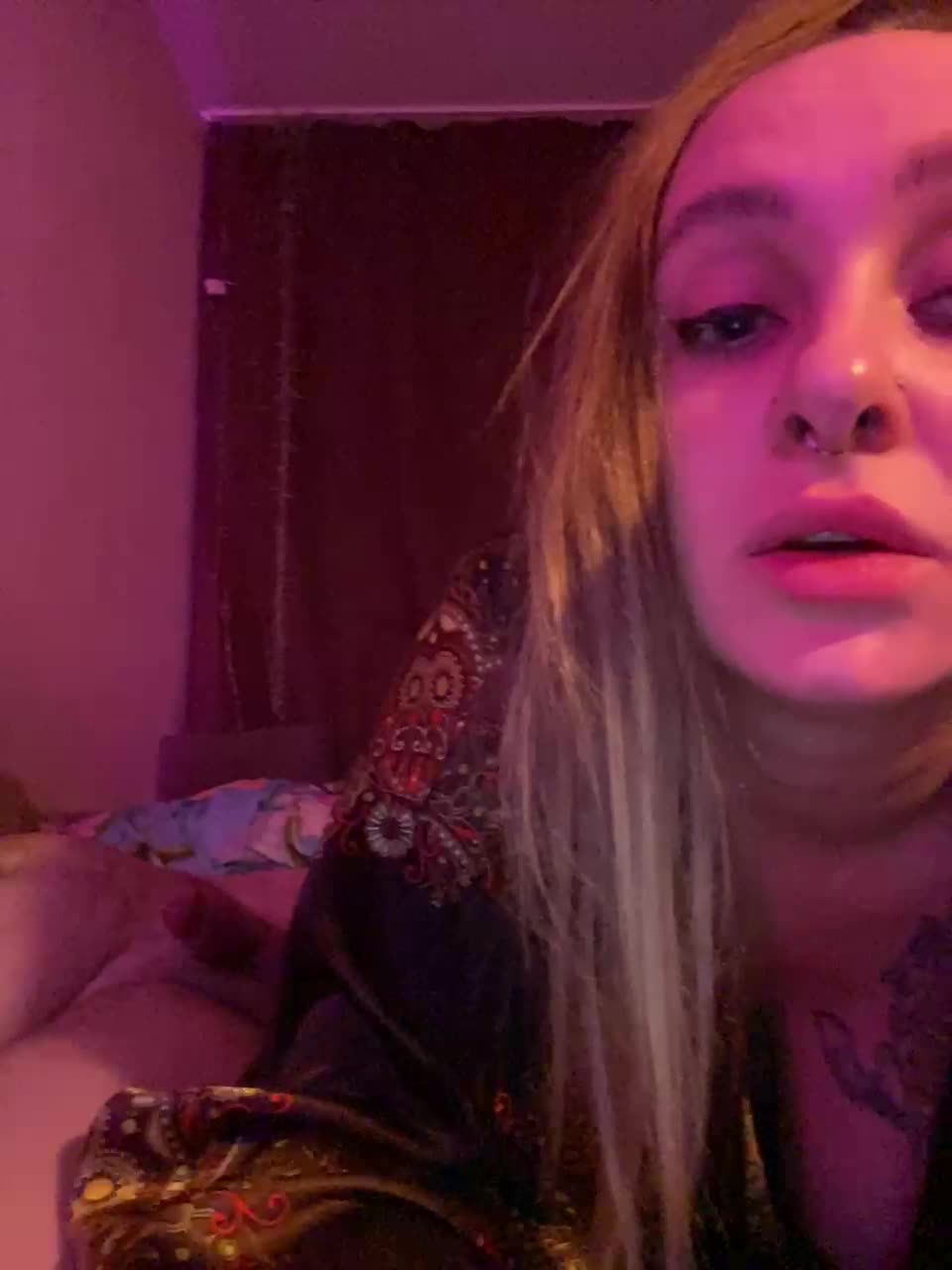 View or download file prettylick on 2024-11-22 from bongacams