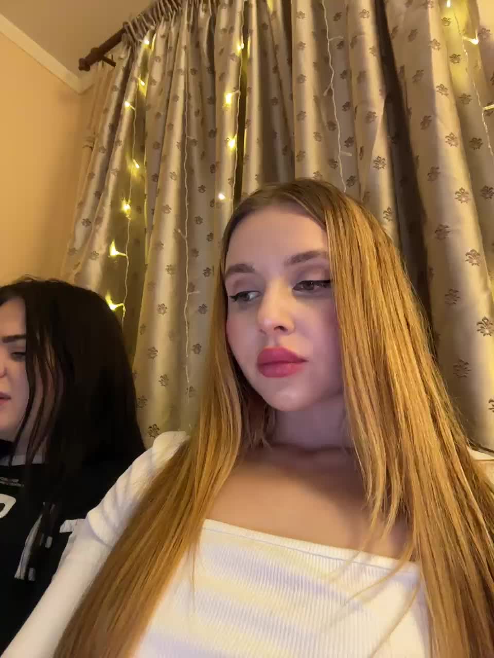 View or download file whiteeee on 2024-11-22 from bongacams