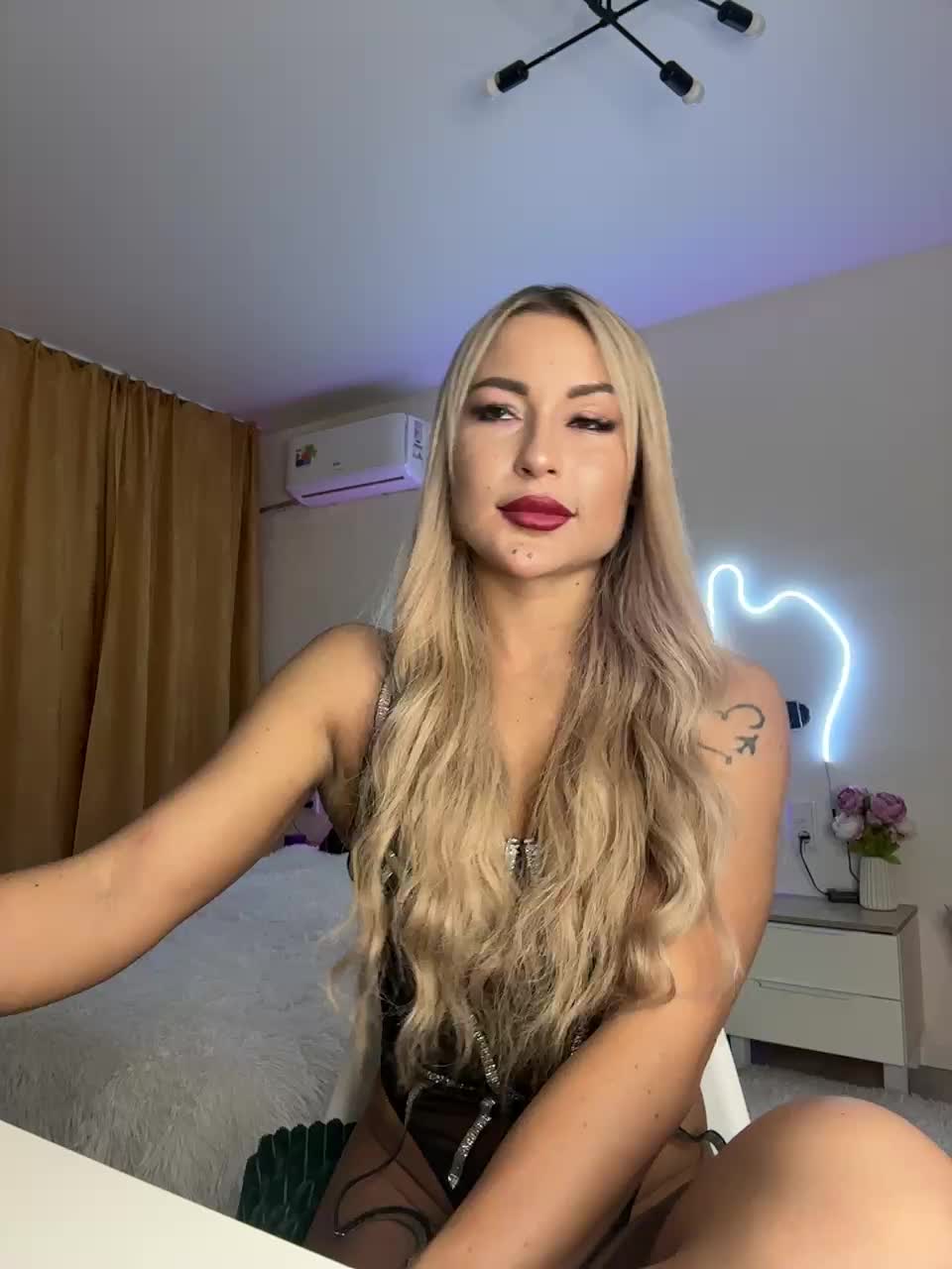 View or download file _costa_rica_ on 2024-11-23 from bongacams