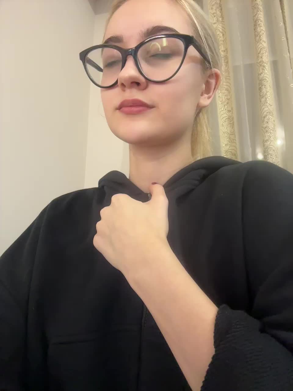 View or download file _lana_chester_ on 2024-11-23 from bongacams