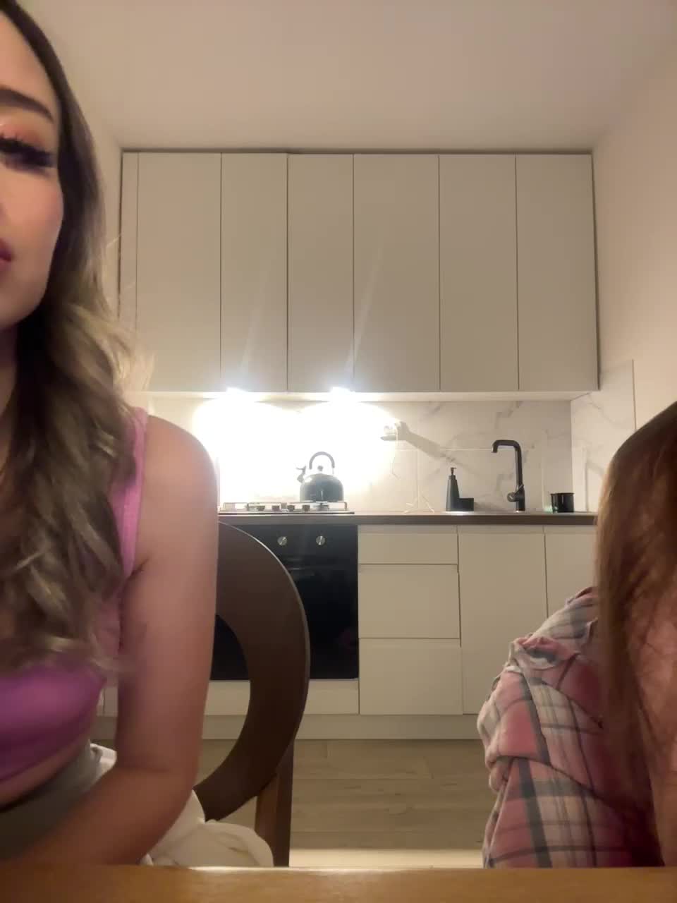 View or download file emilyandmira on 2024-11-23 from bongacams