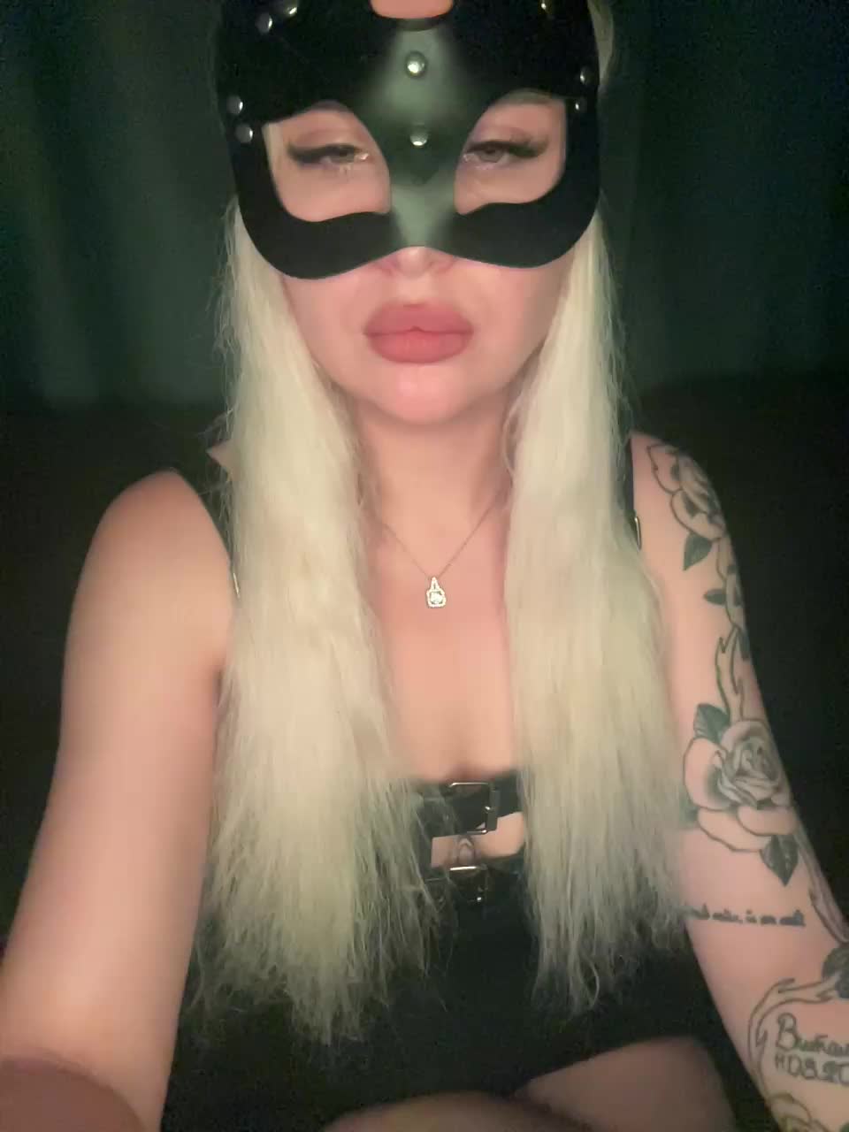 View or download file yanrom26dwm on 2024-11-23 from bongacams