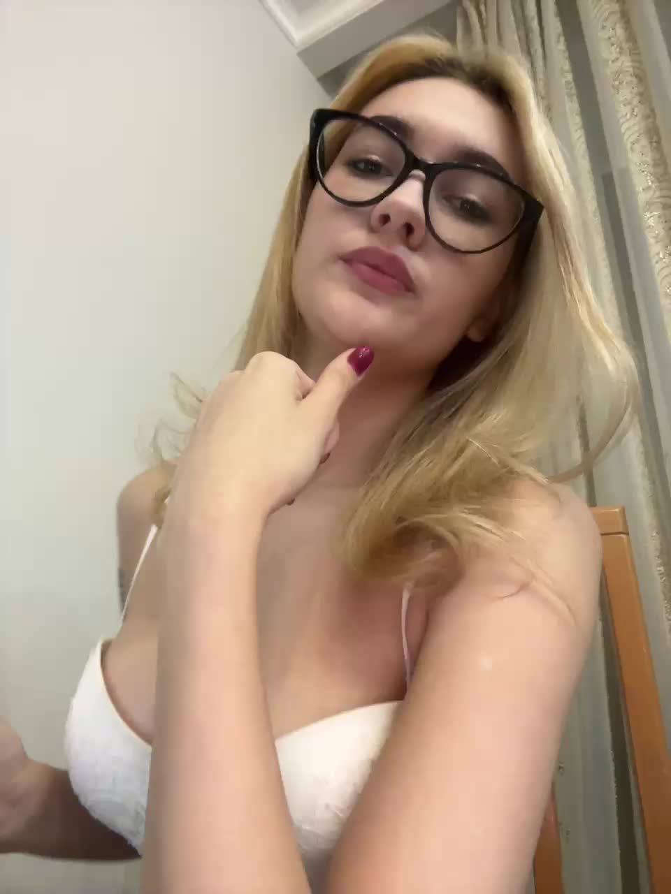 View or download file _lana_chester_ on 2024-11-24 from bongacams