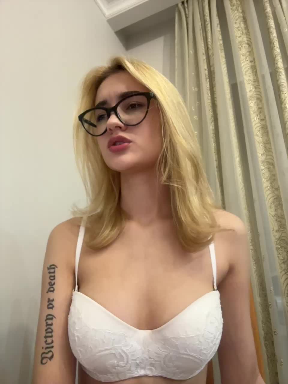 View or download file _lana_chester_ on 2024-11-24 from bongacams