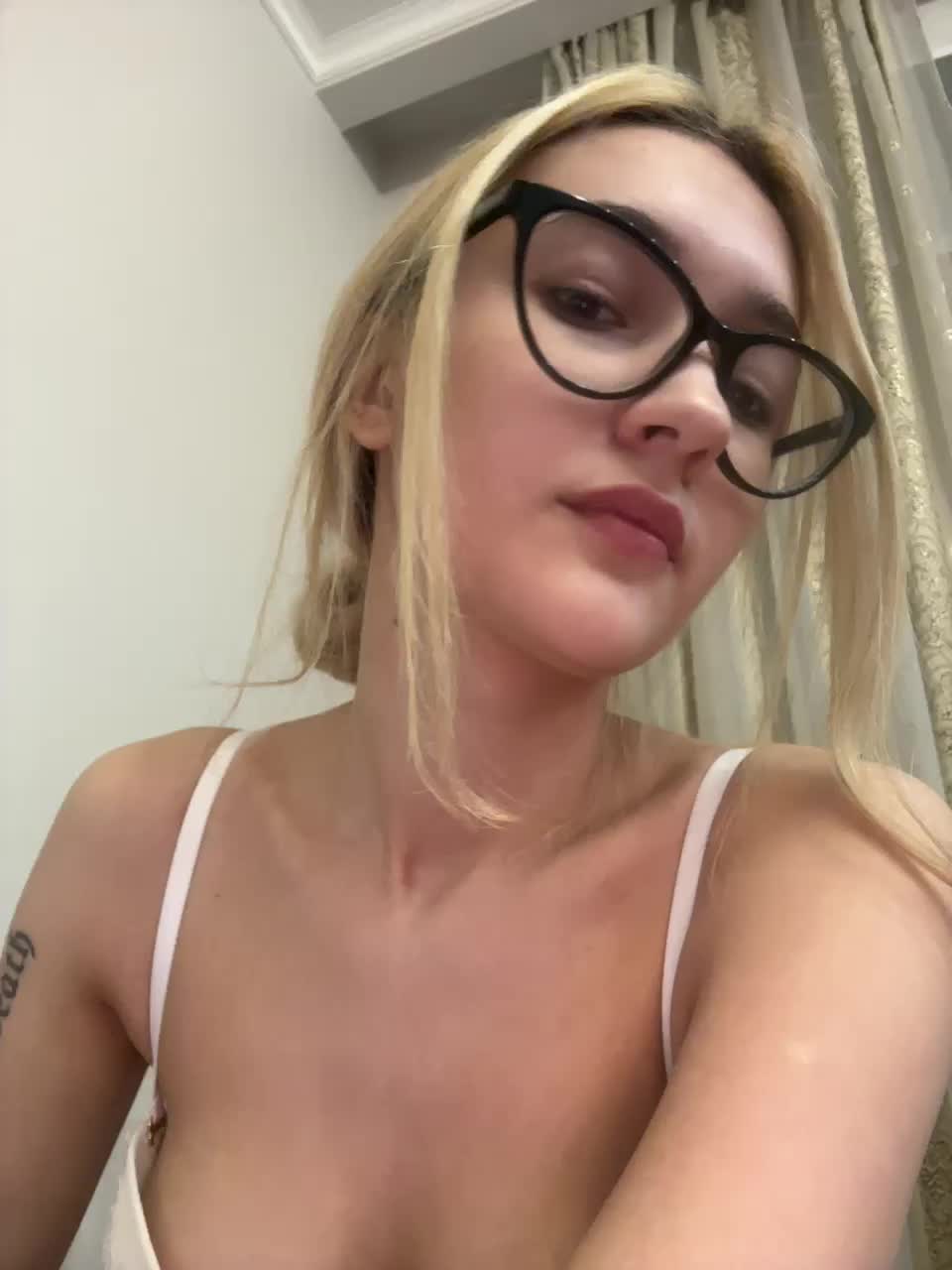 View or download file _lana_chester_ on 2024-11-24 from bongacams