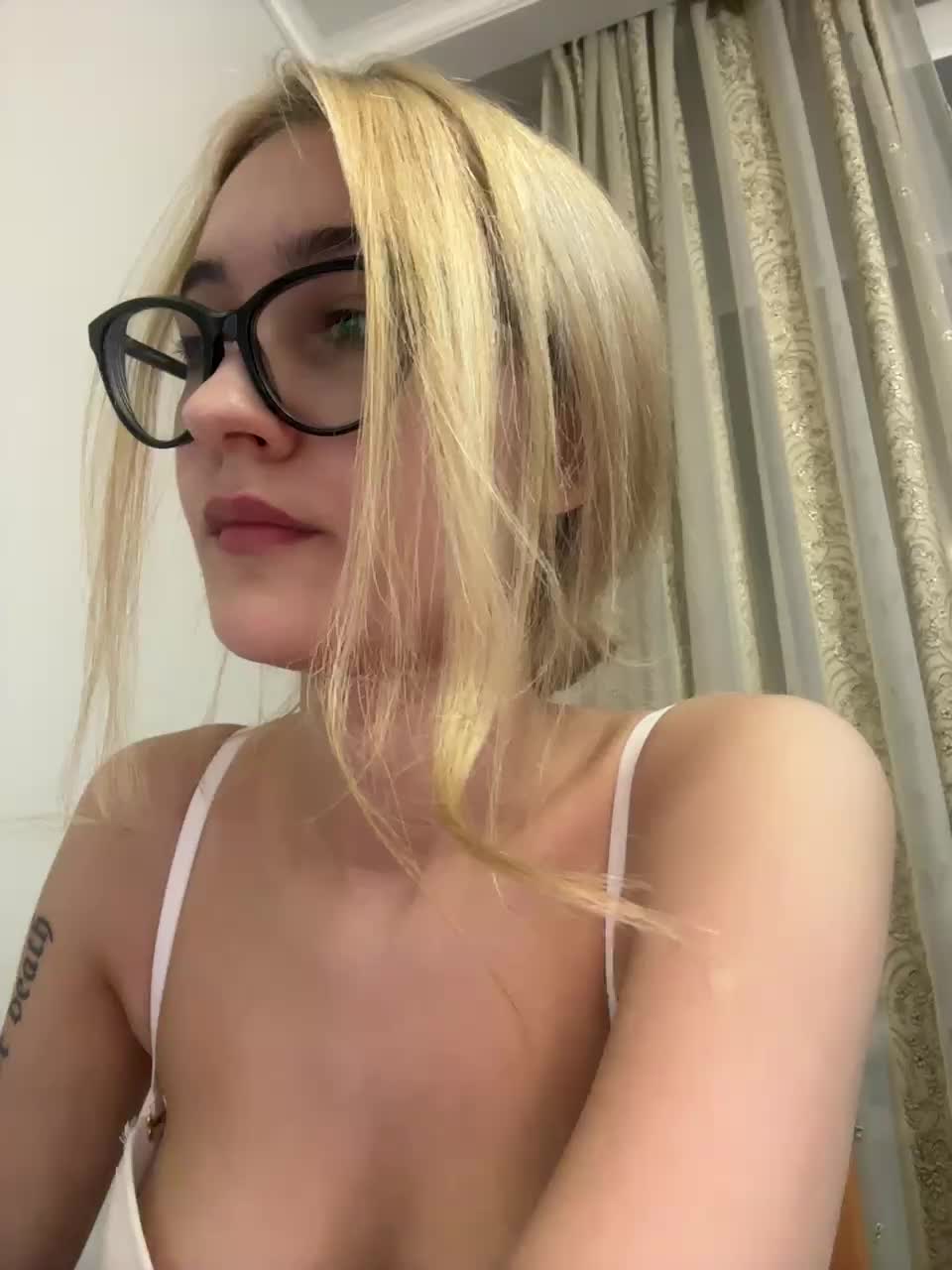 View or download file _lana_chester_ on 2024-11-24 from bongacams