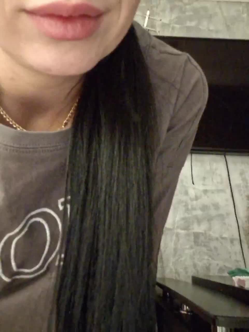 View or download file aureliyxxx on 2024-11-24 from bongacams