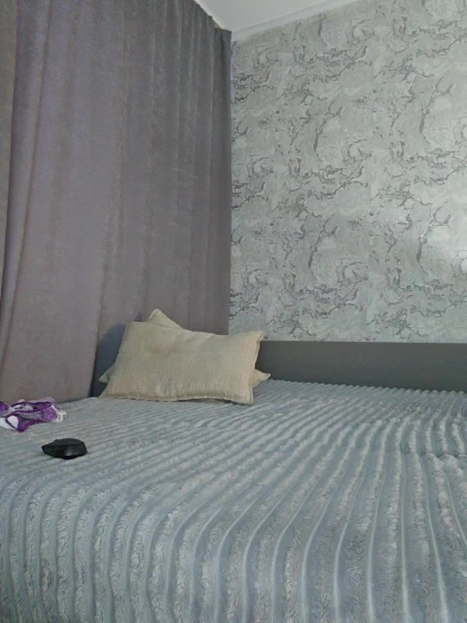 View or download file charlizetheron on 2024-11-24 from bongacams