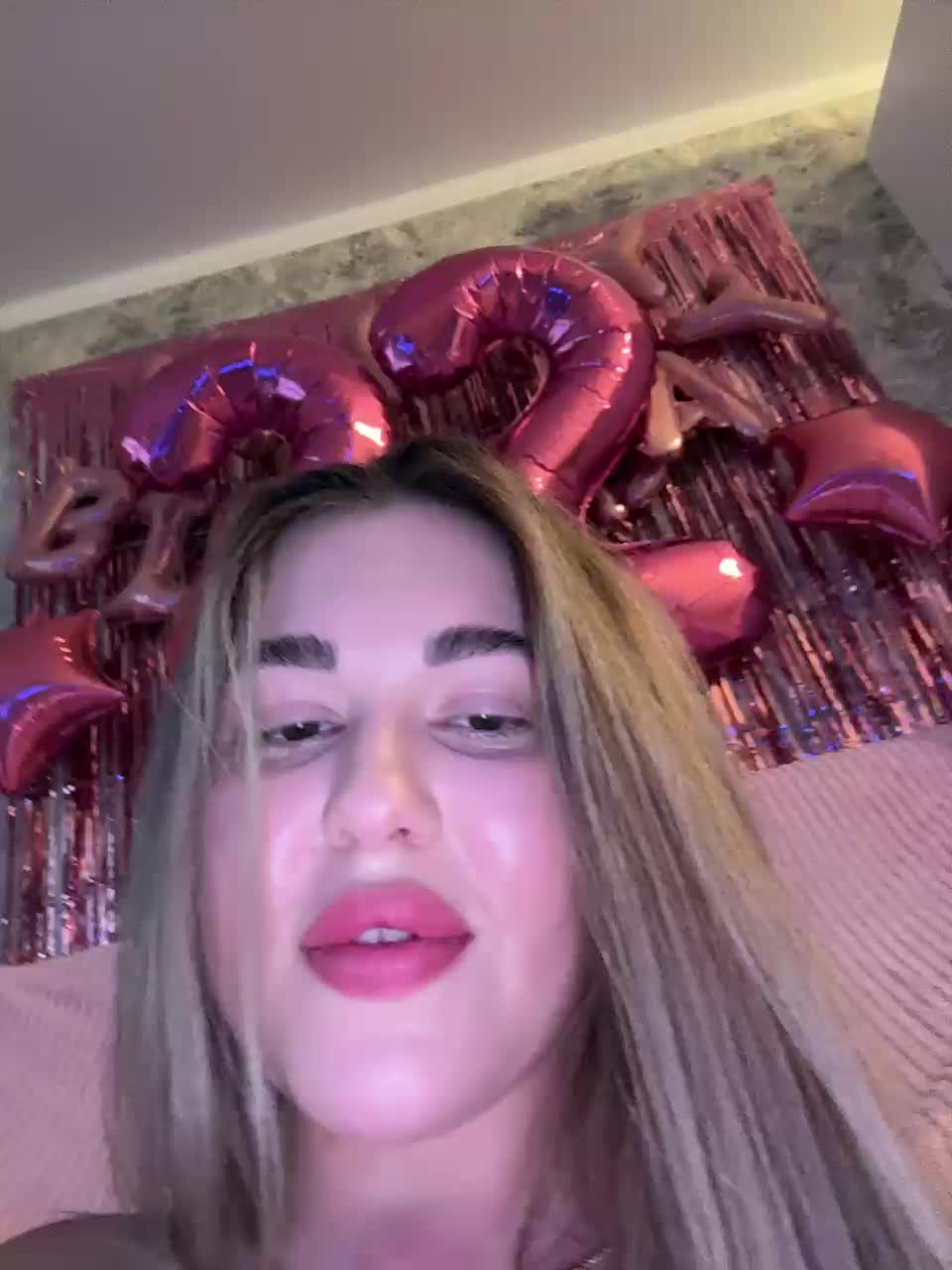 View or download file katemiddleton on 2024-11-25 from bongacams