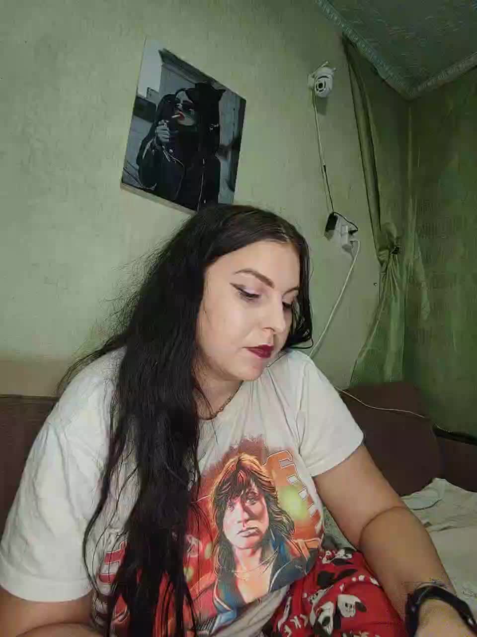 View or download file kissmabont on 2024-11-26 from bongacams