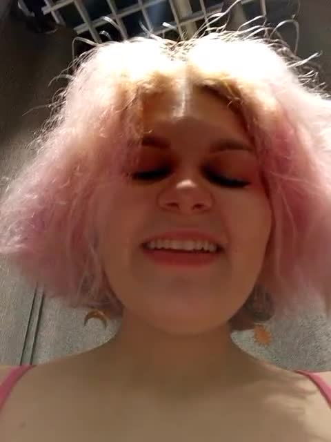 View or download file marie_outdoor on 2024-11-26 from bongacams