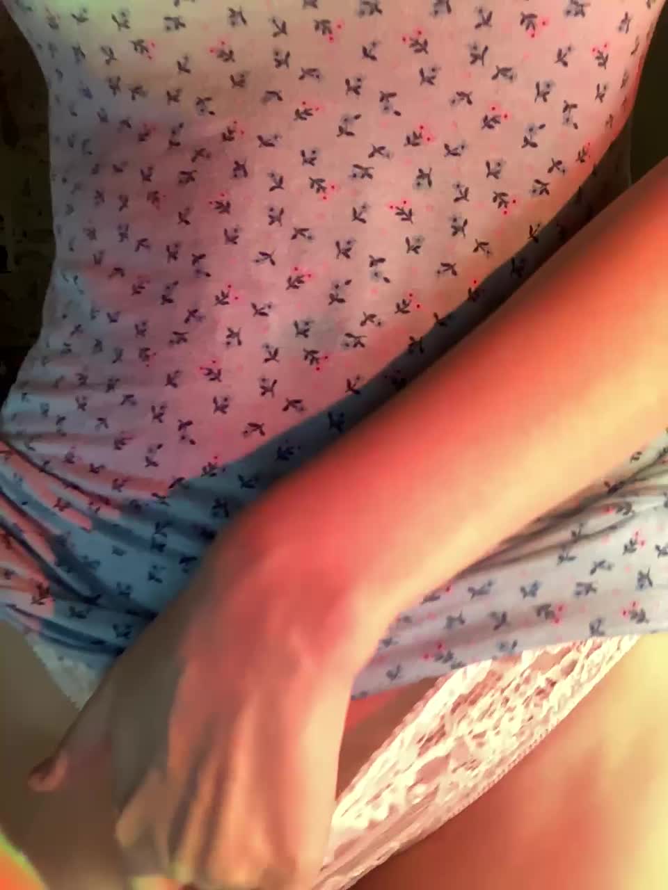 View or download file lola_li on 2024-11-27 from bongacams