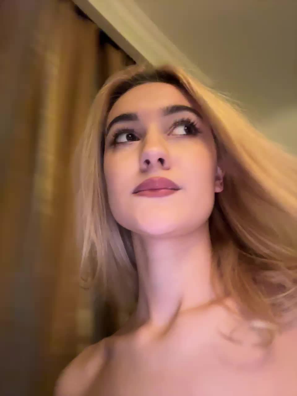 View or download file _lana_chester_ on 2024-11-29 from bongacams