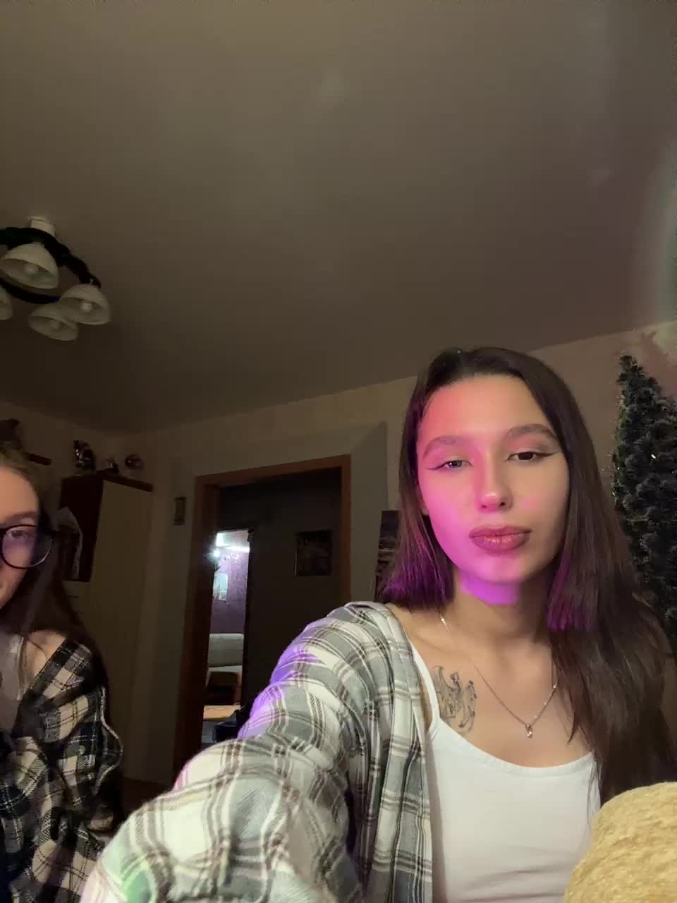 View or download file lunalina on 2024-11-29 from bongacams