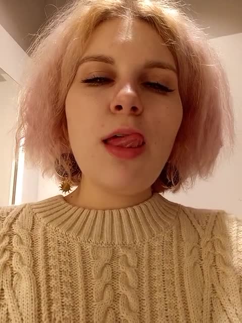 View or download file marie_outdoor on 2024-11-29 from bongacams