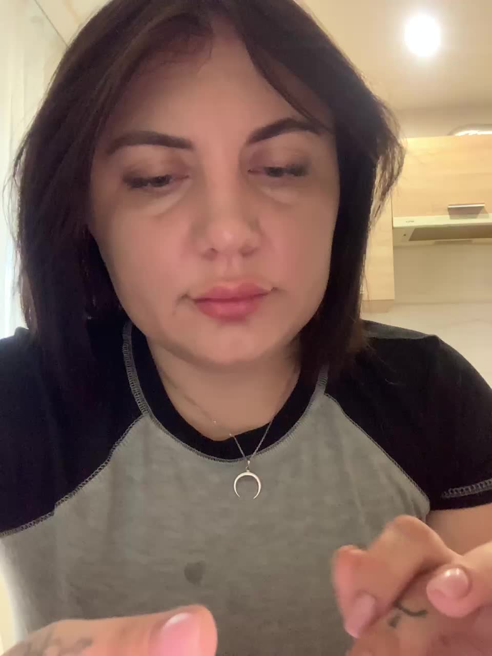 View or download file strawberry_1 on 2024-11-30 from bongacams