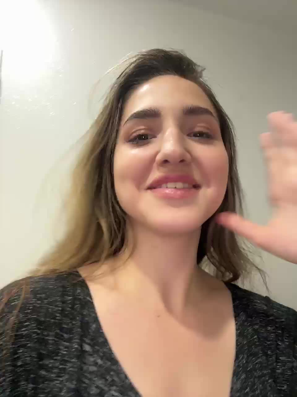 View or download file yololove on 2024-11-30 from bongacams