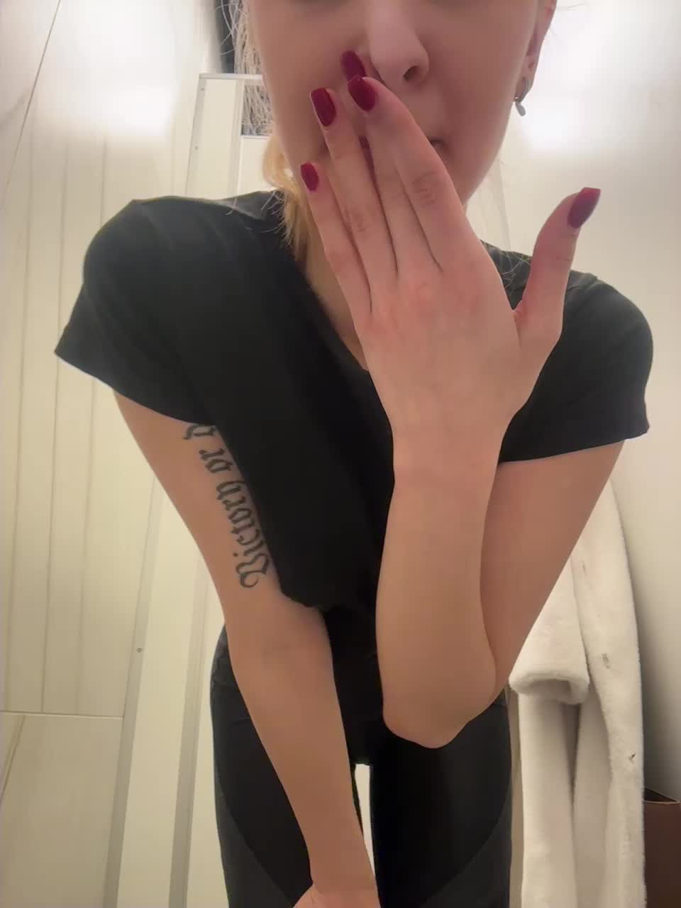 View or download file _lana_chester_ on 2024-12-01 from bongacams