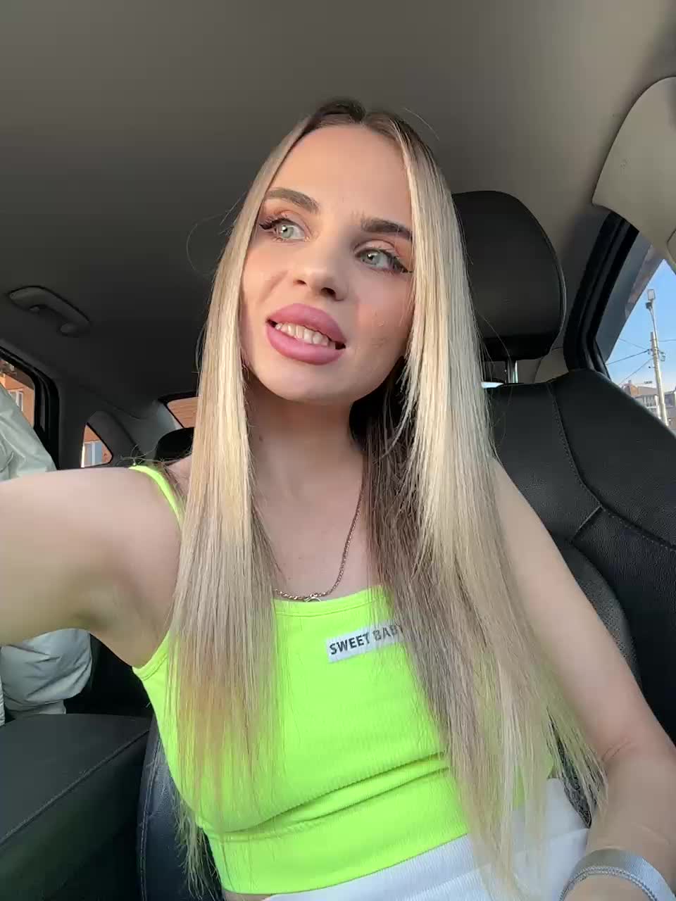 View or download file ledymiya on 2024-12-01 from bongacams