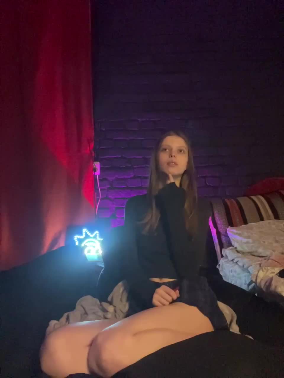 View or download file orneliyy on 2024-12-01 from bongacams