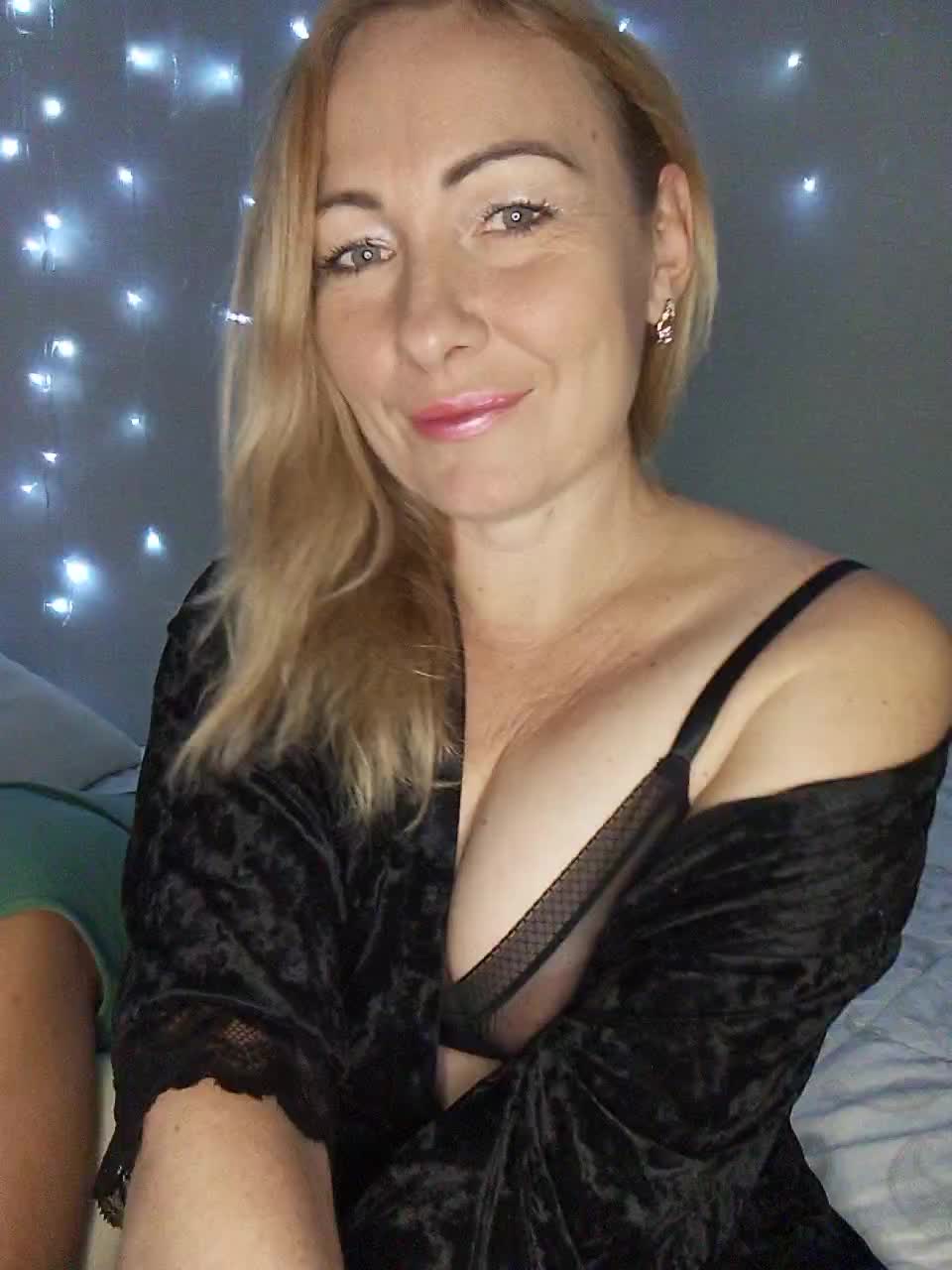 View or download file _ameli__ on 2024-12-02 from bongacams