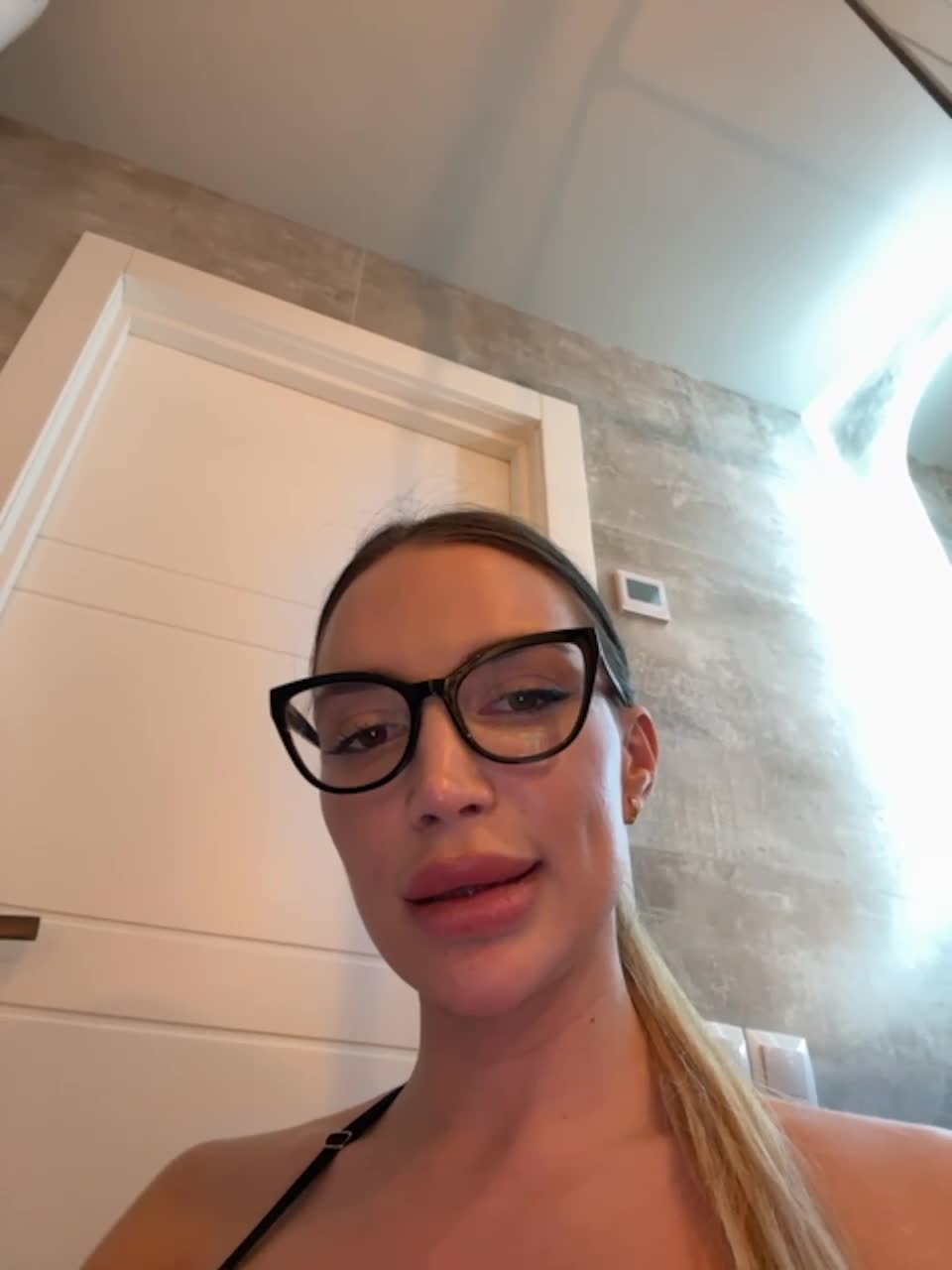 View or download file amarulla on 2024-12-03 from bongacams