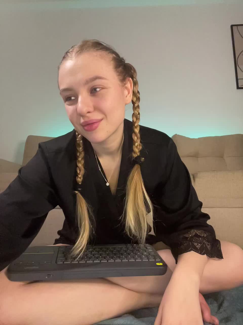 View or download file jucielussie on 2024-12-03 from bongacams