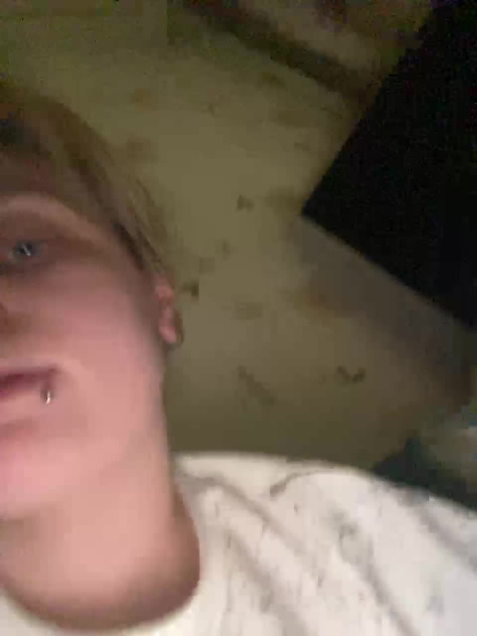 View or download file kittycolorfull on 2024-12-03 from bongacams