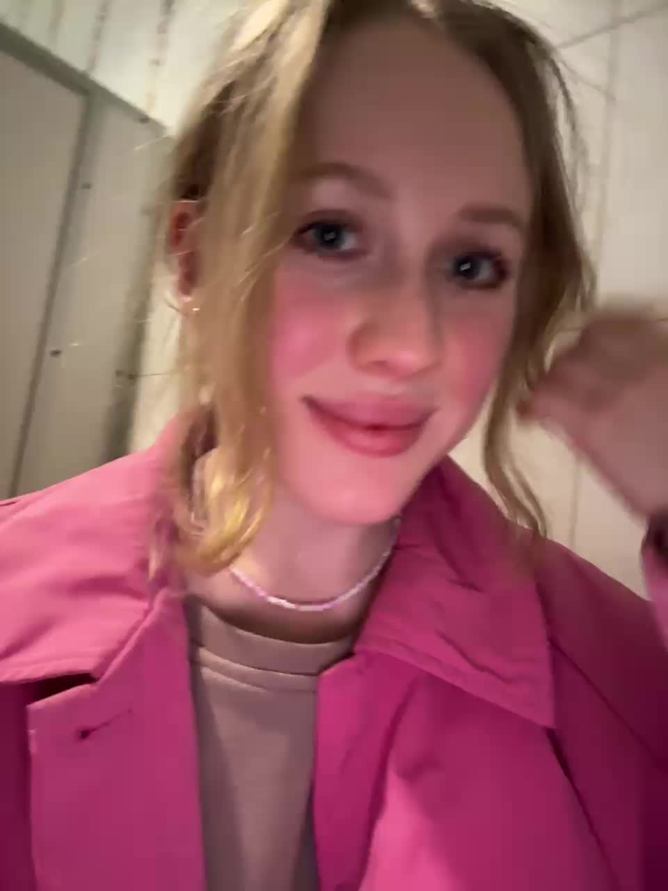 View or download file likachkaa on 2024-12-03 from bongacams