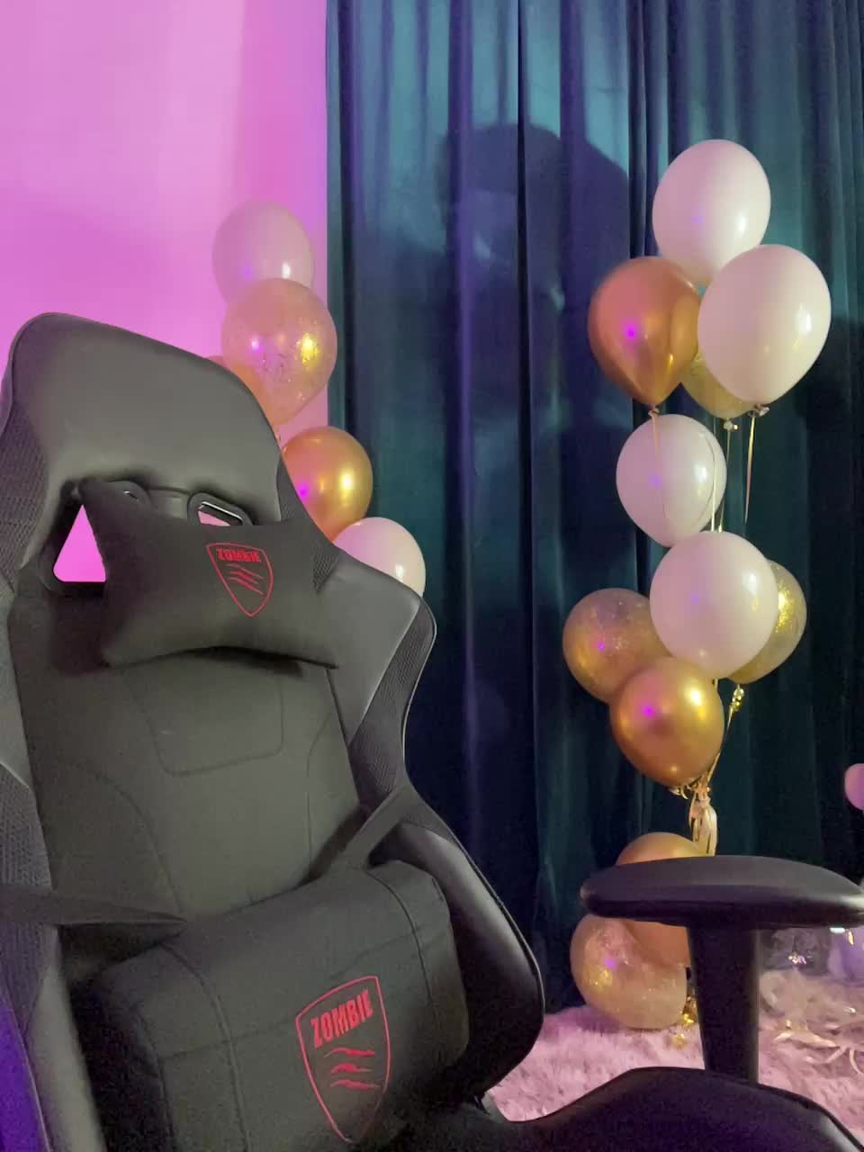 View or download file mispopi on 2024-12-03 from bongacams