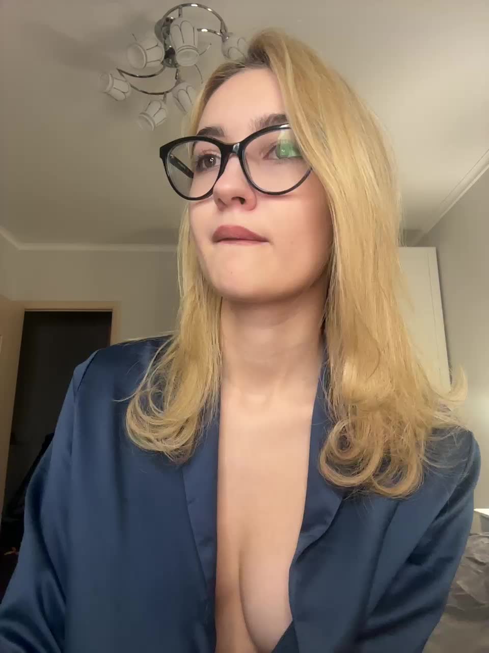 View or download file _lana_chester_ on 2024-12-04 from bongacams