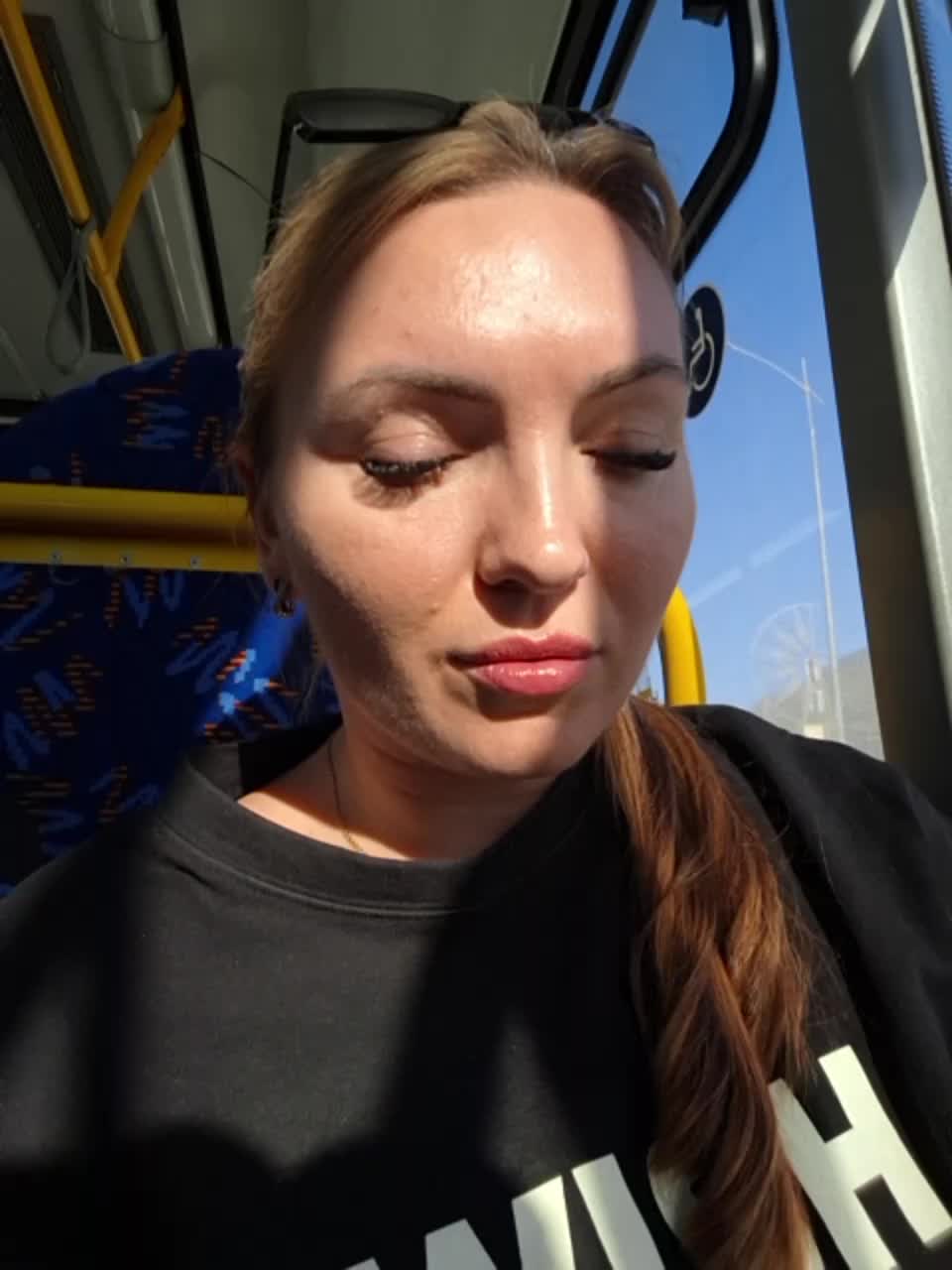 View or download file divora on 2024-12-04 from bongacams